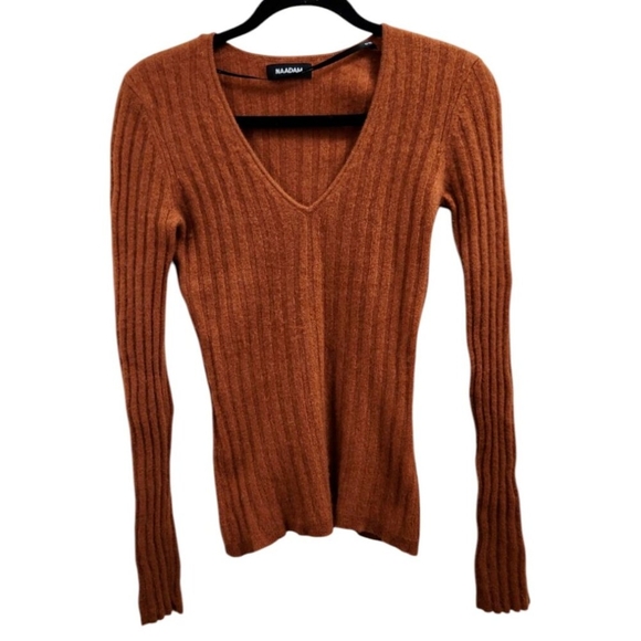 naadam women's sweater size XS long sleeve knit cashmere camel brown - Picture 2 of 8